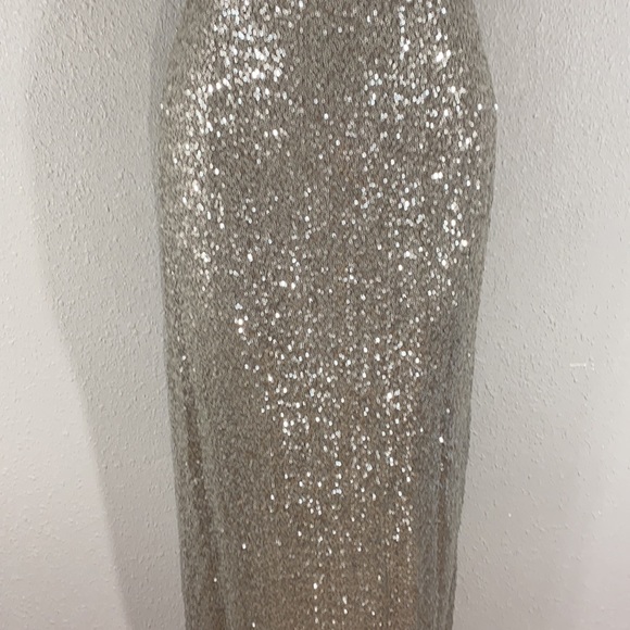 Ralph Lauren silver sequin full length gown KX - Picture 4 of 9